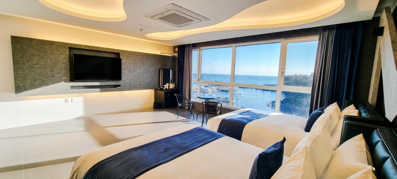 Elren Hotel Jeju Seogwipo Exterior photo